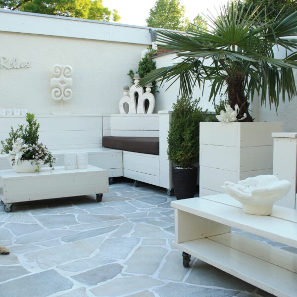 Brasil White - Flagstones.