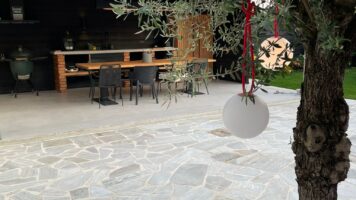 Terras met Flagstones